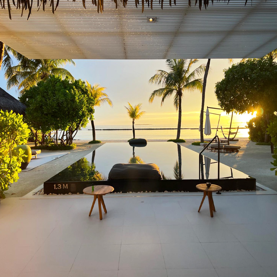 Hotel & Resort Booking & Advisory